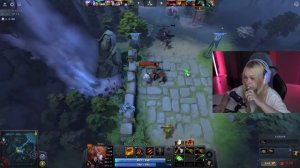 МОРФИ ИГРАЕТ В ДОТУ 2 С LXNЕR И ЕГО ДЕВУШКОЙ | НЕПОБЕДИМОЕ ПАТИ?