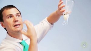 Как запихнуть яйцо в бутылку и вытащить его обратно?