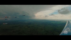 СУ-35С "Русских витязей и Миг-29 "Стрижей" в едином строю.