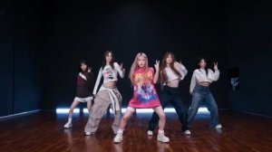 illit “Cherish” dance practice mirror