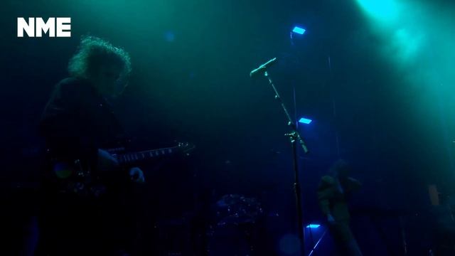 CHVRCHES Live - Ft Robert Smith / Bandlab NME Awards 2022 - 2 Songs
