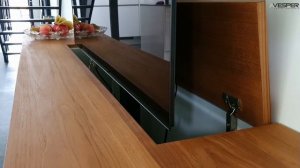 Klep gaat open  TV-lift meubel voor 55 inch TV