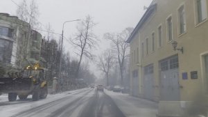 Почему Сирожа живет в 110метрах и пользуется духовкой?   Вопросы...вопросы