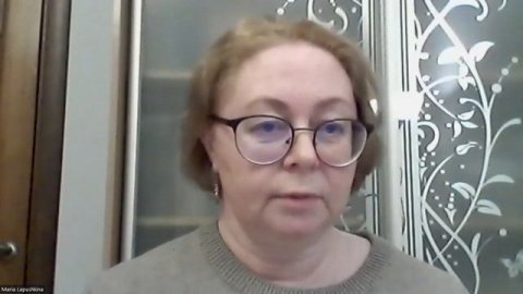 Наталья Суворкина «Возраст бутерброда:. Между повзрослевшими детьми и постаревшими родителями»