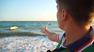 Купили на аукционе координаты автомобиля за 50 тысяч рублей, а они оказались в воде!