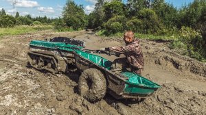 Суровое испытания мотобуксировщика в непролазной грязи