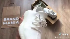 Adidas yeezy boost 350 v2 cream white