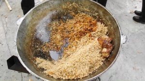 Раздача Горячего Вкусного Рассыпчатого Плова На 40 Персон в Ресторане "Золотой Петушок"