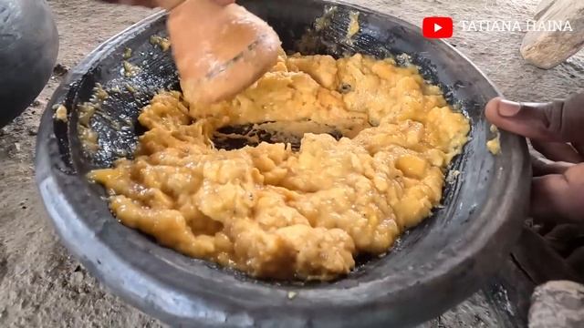 African Village Life || A typical Day living and cooking in the Village TRADITIONALLY || west afric