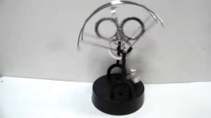 Маятник сфера пластиковый на батарейках