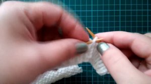 Как связать резинку 1х1  Вязание резинки спицами  Урок вязания спицами