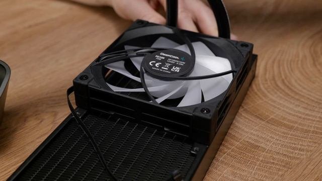 Deepcool CK560 I7-13700KF RTX4080 PC BUILD