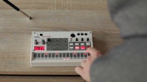 Распаковка - Korg Volca Beats , FM , Sample