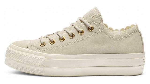 Converse smetanové/krémové kožené tenisky na platformě Chuck Taylor All Star Lift OX Egret смотреть онлайн