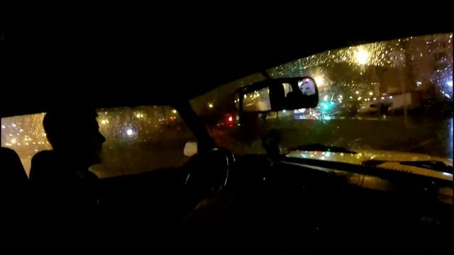 // ПОДСОС ВОЗДУХА НА КОРЧЕ // ДРИФТ ПО МОКРОМУ // смотреть онлайн