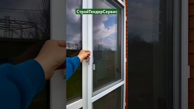 Алюминиевая сетка дверь на  балконную дверь  #монтажник #таганрог #окнапвх #двери #обзор