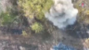 ⚡️СВО 18+ Дроноводы группировки "Запад" сжигают укрепления ВСУ в Харьковской области