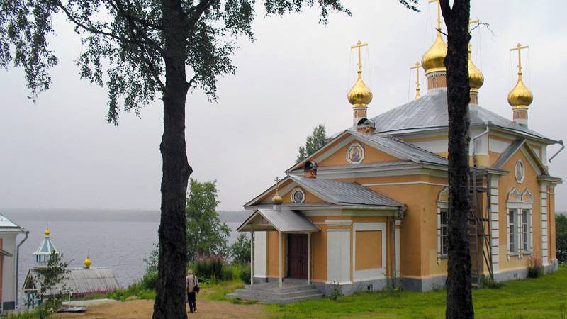 Благочинный Важеозерского монастыря отец Семион (Бородкин). Экскурсия по Важеозерскому монастырю.
