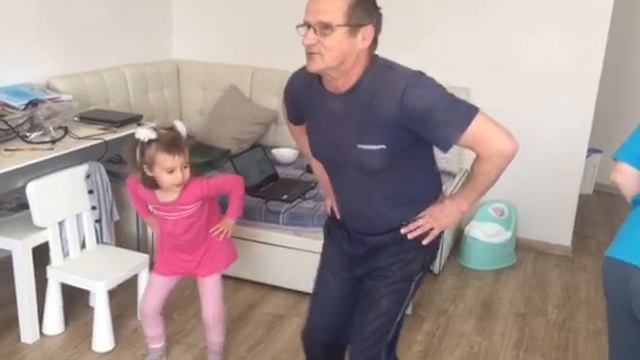 Супер танцоры.