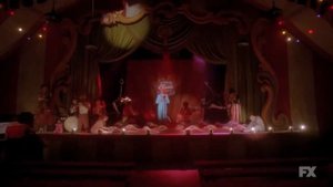 Jessica Lange (Elsa Mars) - Life On Mars? (American Horror Story : Freak Show)