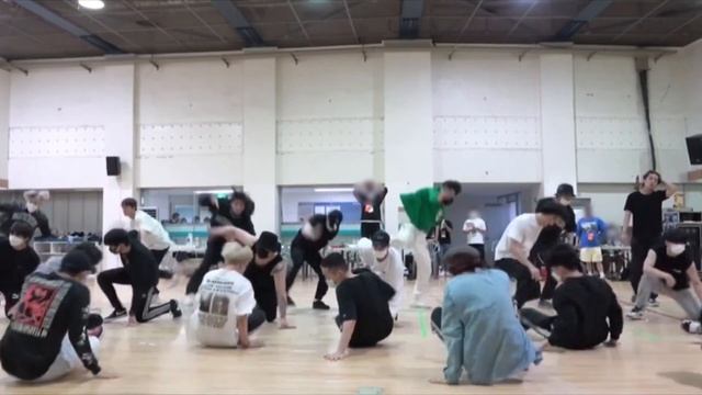 BTS - MAP OF THE SOUL ON:E - Disc 3Practice MAKING FILM - 3 смотреть онлайн