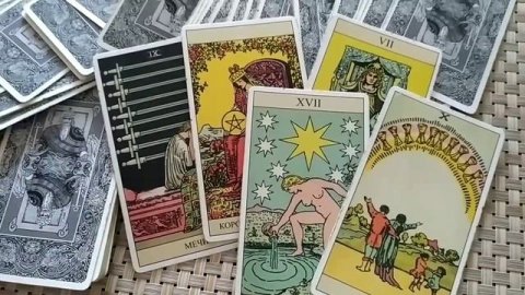 ЧЕГО ВАМ ОЖИДАТЬ В САМОМ БЛИЖАЙШЕМ БУДУЩЕМ?
прогноз на Таро
#таро #тароshorts #shorts