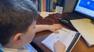 Английский язык/2 класс/ Изучаем песенку : « I’m a circle like a ball”/09.12.20