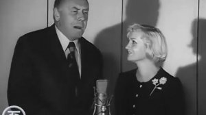 Песня Деда Мороза и Снегурочки  из  Ну  погоди!