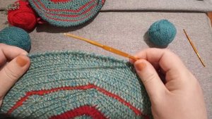 Обзор. Сидушка связанная крючком.