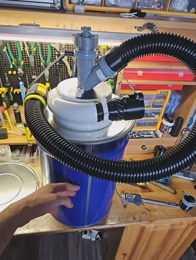 Двухступенчатый циклон v 3.0 комплект №5.mp4 смотреть онлайн