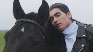 7622297-uhd_4096_2160_25fps