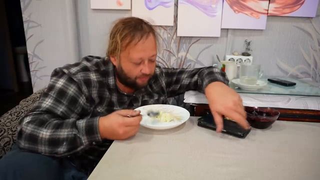 Безработный и без денег Как живет деревенский мужик в деревне Рецепт кмелкой картошки