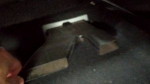 Дребезжание,  большой свободный ход воздуховода в ноги задних пассажиров KIA RIO X-LINE 2018