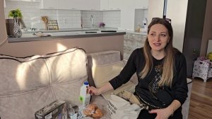 В этом году я не наряжаюсь 🤦 Лёша удивил 😘 Отремонтировал ящик 🧰 Модница моя 😍