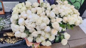 в день народного единства: могила Юрия Шатунова / Троекуровское кладбище 4 ноября 2024 года