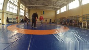 Корректировки к тренировке проводит: МС СССР, Заслуженный тренер, Максименко Юрий Михайлович.