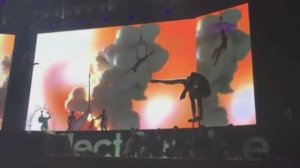 Шоу воздушных гимнастов в Крокусе