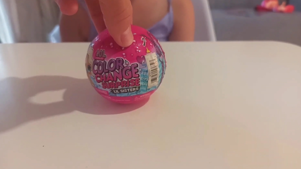 Шарик с куклой ЛОЛ /Малышка Лол меняет цвет #куклы #лол смотреть онлайн