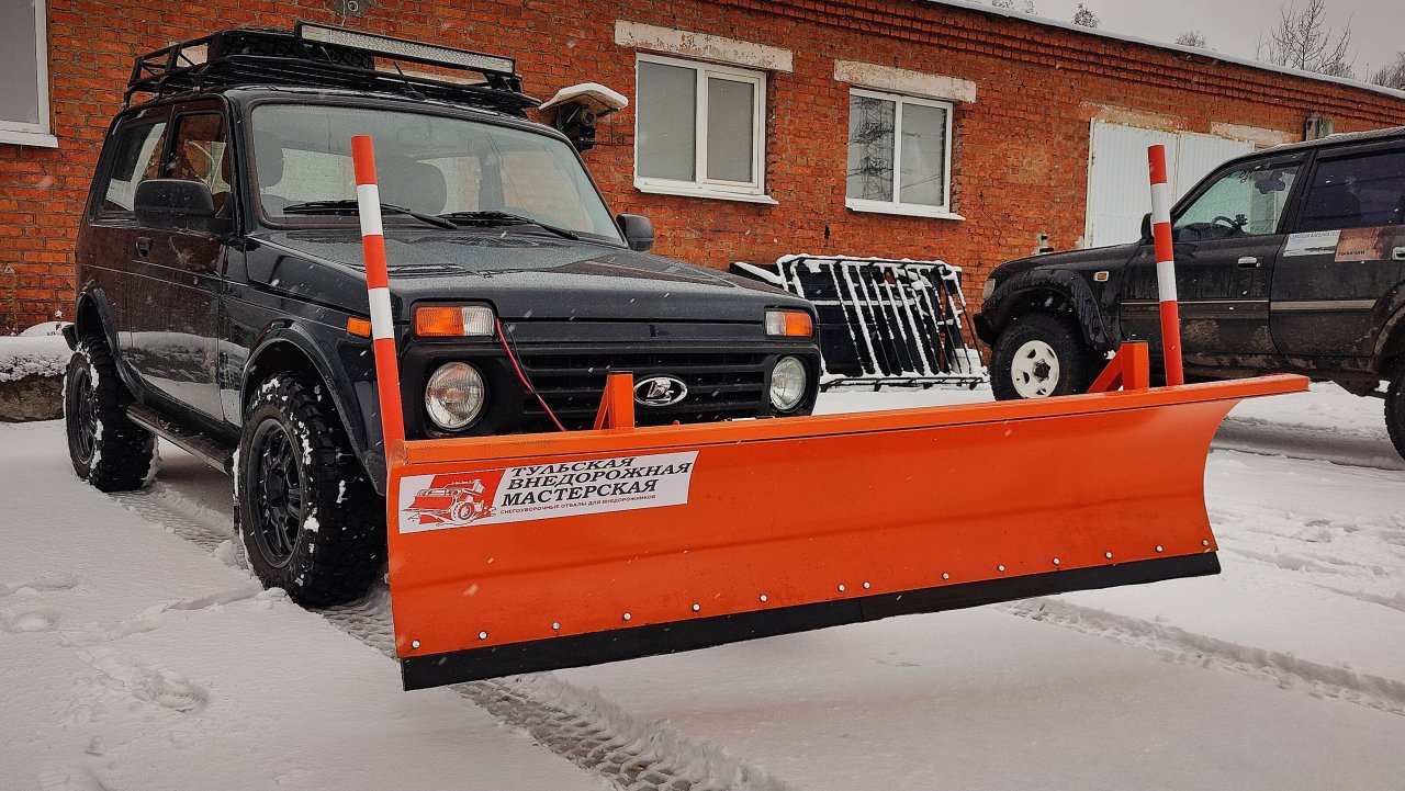 Съемный снегоуборочный отвал на Ниву  - первый снег 2024