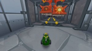 мышь проходит игру MouseBot #3