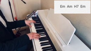 Квадрат аккордов Em, Am,H7, Em.(6 урок)