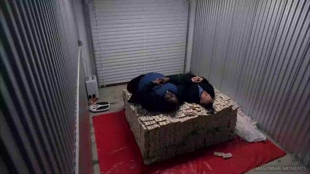 Любовь и ненависть между киберспортом и заводом!
