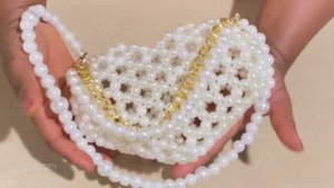 Сумка из бусин сердце объемная