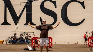 Отзыв о круизном лайнере MSC Divina. Летим домой. 9 серия