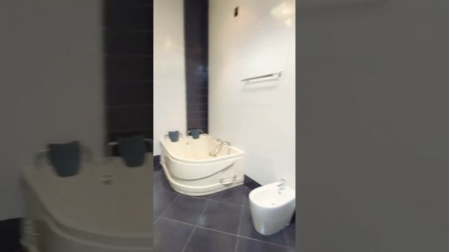 Как Вам ванная комната в квартире? #геленджик #недвижимость #shorts смотреть онлайн