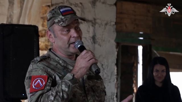Концерт_с_участием_артистов_фронтовой_бригады_ансамбля_Песни_и_пляски