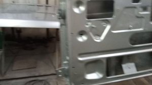 Открасил двери Нивы , багажник и капот .mp4