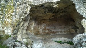 Крым. Бахчисарай. Пещерный город Чуфут-Кале