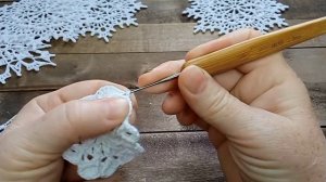 Снежинка крючком.