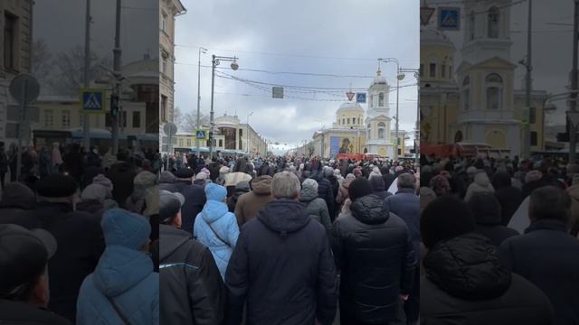 В честь Дня народного единства по городам России прошел крестный ход